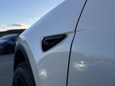 Tesla Model Y SUV 5dr Electric Auto RWD (346 ps) 47