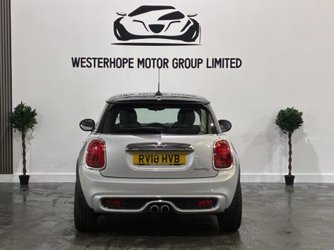 Mini Hatch 2.0 Cooper S Euro 6 (s/s) 3dr 23