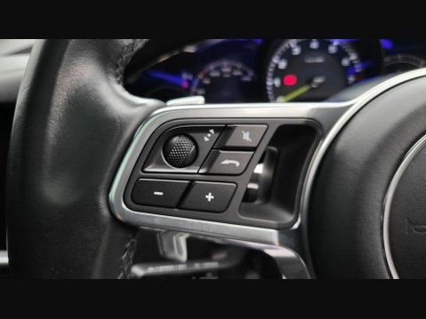 Porsche Cayenne V6 15