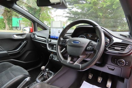 Ford Fiesta 1.5T EcoBoost ST-3 Hatchback 3dr Petrol Manual Euro 6 (s/s) (200 ps) 7