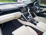 Lamborghini Urus V8 8