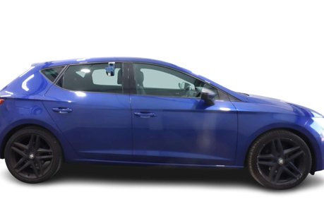 SEAT Leon 1.5 TSI EVO FR Black Edition Hatchback 5dr Petrol Manual Euro 6 (s/s) (130  4