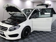 Mercedes-Benz B Class B 180 D AMG LINE PREMIUM 16
