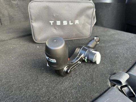 Tesla Model Y (Dual Motor) Long Range SUV 5dr Electric Auto 4WDE (384 bhp) 37