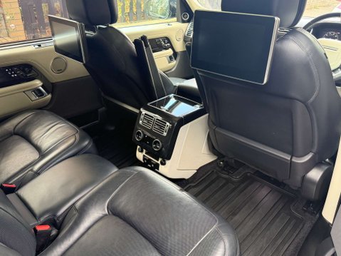 Land Rover Range Rover 4.4 Range Rover Autobiography SDV8 Auto 4WD 5dr 27