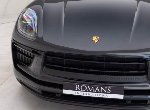 Porsche Macan S PDK 23