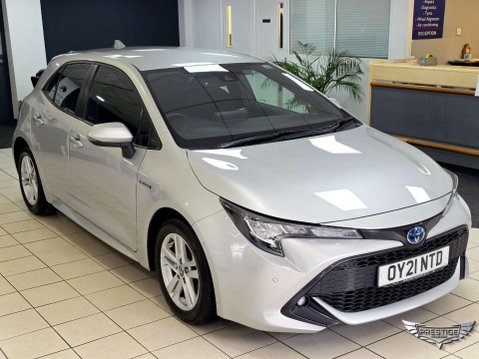 Toyota Corolla 1.8 VVT-h Icon Tech CVT Euro 6 (s/s) 5dr 2