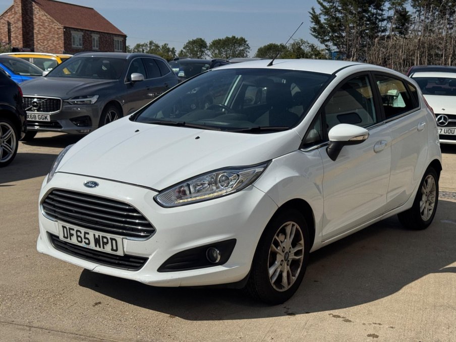 2015 Ford Fiesta — image 4