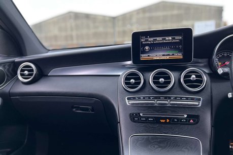 Mercedes-Benz GLC 2.0 GLC250 AMG Line SUV 5dr Petrol G-Tronic+ 4MATIC Euro 6 (s/s) (211 ps) 24