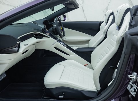 Ferrari Roma SPIDER 22