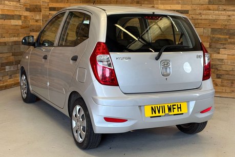 Hyundai i10 1.2 Classic Hatchback 5dr Petrol Manual Euro 5 (85 bhp) 4