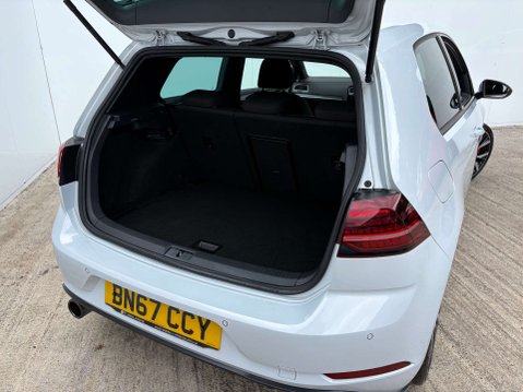 Volkswagen Golf 2.0 Golf GTi Performance TSi Semi-Auto 3dr 28
