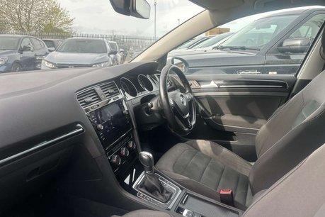 Volkswagen Golf 2.0 Golf GT TDI Semi-Auto 5dr 30