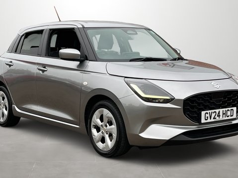 Suzuki Swift 1.2 Mild Hybrid Motion 5dr 1