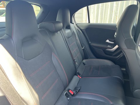 Mercedes-Benz A Class 1.3 A180 AMG Line (Executive) Hatchback 5dr Petrol 7G-DCT Euro 6 (s/s) (136 15