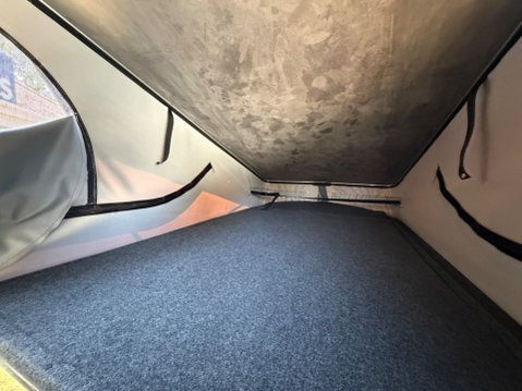 Volkswagen Transporter T6 CAMPER - VERSIONS PIONEER 4 BERTH POP TOP 21