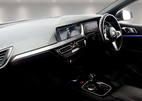 BMW 1 Series 1.5 118I M Sport Auto 5dr 48