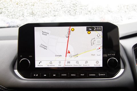 Nissan Qashqai DIG-T N-CONNECTA MHEV 21