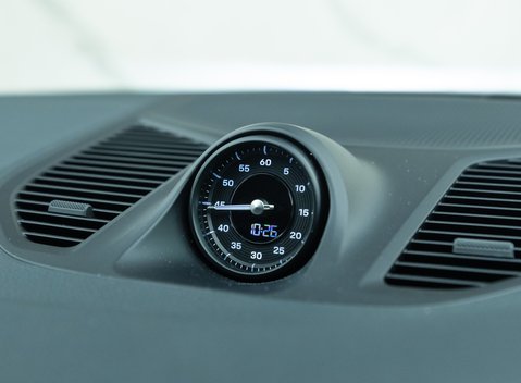 Porsche Cayenne E-HYBRID coupe 23