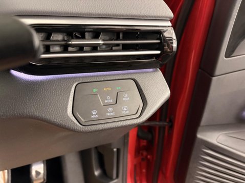 Volkswagen Id.4 Pure 52kWh Life Auto 5dr 31