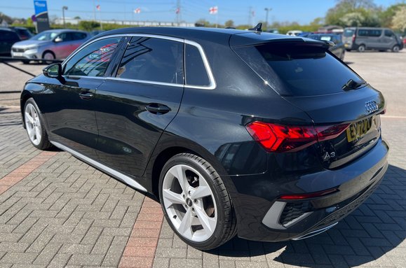 Audi A3 SPORTBACK TFSI S LINE MHEV AUTO 9