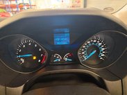 Ford Focus 1.0T EcoBoost Zetec S Euro 5 (s/s) 5dr 27