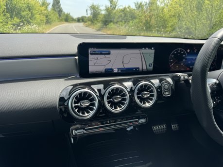 Mercedes-Benz A Class A180 MHEV AMG Line Premium Plus Petrol Auto PAN ROOF/360 CAM/MEMORY SEATS 10