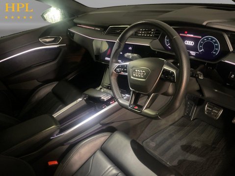 Audi Q8 55 Black Edition SUV 5dr Electric Auto quattro 114kWh (11kW Charger) (408 p 12
