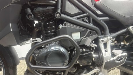 Triumph Explorer 1215 2015 25K STUNNING ADVENTURE BIKE FULL LUGGAGE DO ANYTHING BIKE 46