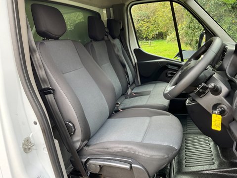 Renault Master 2.3 dCi ENERGY 35 Business FWD LWB LUTON Euro 6 (s/s) 2dr 13
