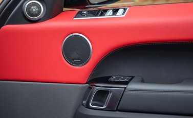 Land Rover Range Rover Sport 3.0 SDV6 Autobiography Dynamic 23