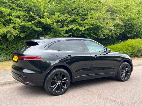 Jaguar F-Pace 2.0 D200 MHEV R-Dynamic HSE Black Auto AWD Euro 6 (s/s) 5dr 3