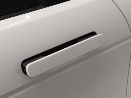 Land Rover Range Rover Evoque 2.0 Range Rover Evoque R-Dynamic S D Auto 4WD 5dr 30