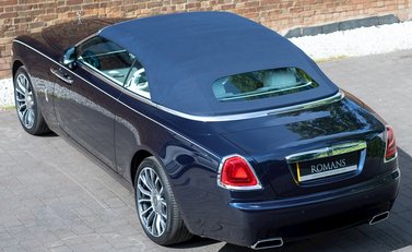Rolls-Royce Dawn 10