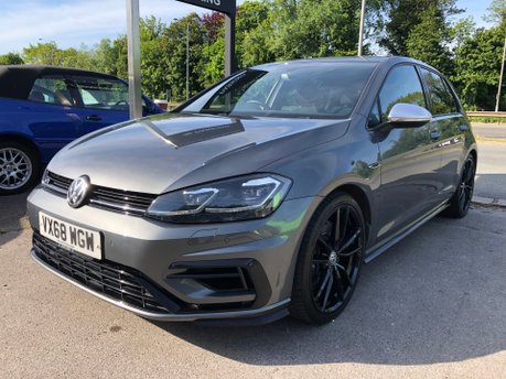 Volkswagen Golf R 2.0 TSI 5 door 4MOTION manual, 60,000m FSH with VW 15