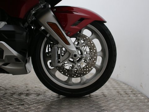 Honda GL1800 Goldwing GL 1800 GOLDWING J TOUR 18