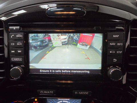Nissan Juke 1.2 DIG-T N-Connecta Euro 6 (s/s) 5dr 29