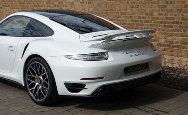 Porsche 911 (991) Turbo S 22