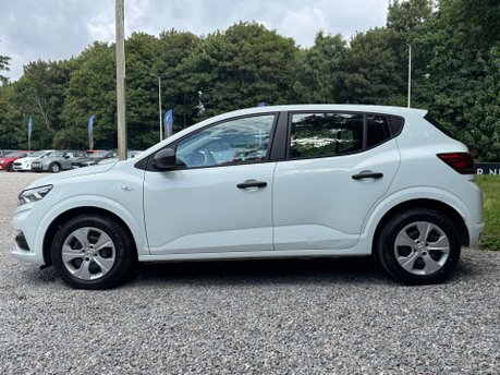Dacia Sandero 1.0 Sandero Essential SCe 5dr 10
