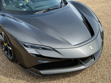 Ferrari SF90 SPIDER 31