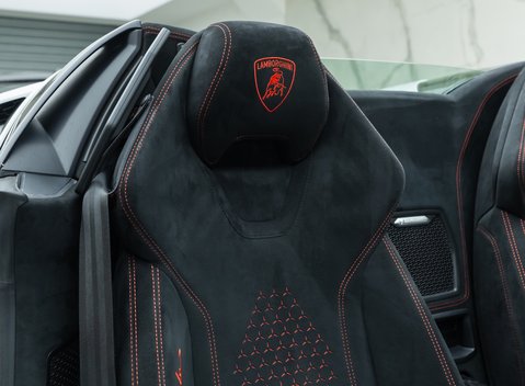 Lamborghini Huracan Spyder LP 640-4 PERFORMANTE 18