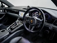 Porsche Panamera 2.9 V6 E-Hybrid 14kWh 4 Sport Turismo 5dr Petrol Plug-in Hybrid PDK 4WD Eur 2