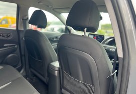 Hyundai KONA 1.6 h GDI PREMIUM AUTO PETROL HYBRID 23