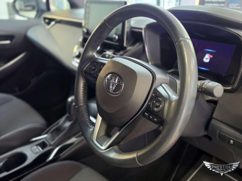 Toyota Corolla 1.8 VVT-h Icon Tech CVT Euro 6 (s/s) 5dr 54