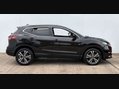 Nissan Qashqai 1.3 Qashqai N-Connecta DiG-T 5dr 9