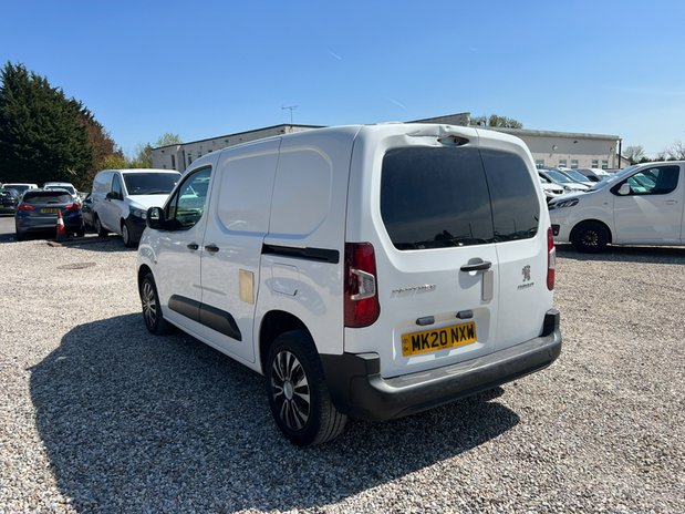 Peugeot Partner SWB L1H1 Low Roof Professional Air Con Sensors EURO 6 NO VAT 8