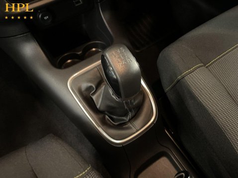 Citroen C3 1.2 PureTech PLUS Hatchback 5dr Petrol Manual Euro 6 (s/s) (83 ps) DAB Radi 17