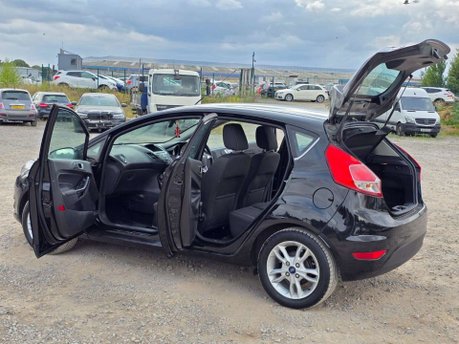 Ford Fiesta 1.0T EcoBoost Zetec Powershift Euro 6 5dr 10
