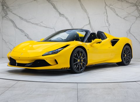 Ferrari F8 SPIDER 1