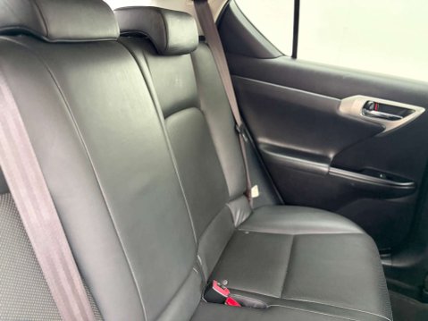 Lexus CT 1.8 CT 200h Luxury CVT 5dr 24